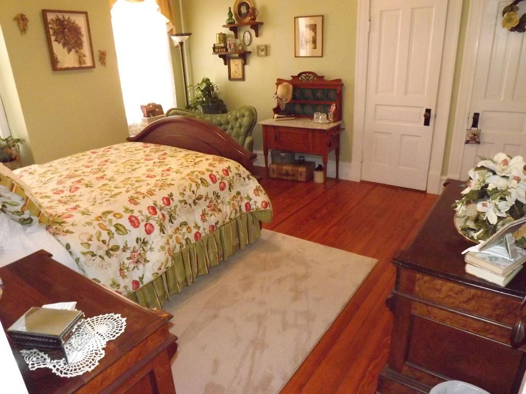 Belle Hearth Bed And Breakfast Waynesboro Phòng bức ảnh