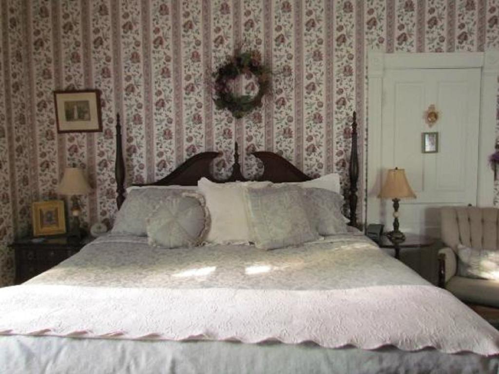 Belle Hearth Bed And Breakfast Waynesboro Phòng bức ảnh